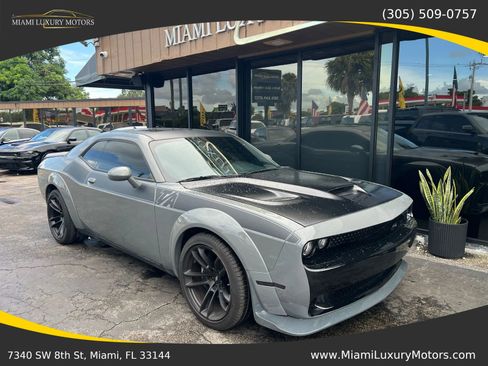 Used 2023 Dodge Challenger R/T Scat Pack image 5