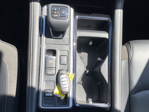 Used 2022 Nissan Pathfinder SL w/ SL Premium Package FWD image 14