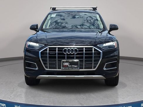 Used 2023 Audi Q5 2.0T Premium w/ Convenience Package AWD/4WD image 3