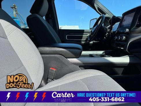 Used 2024 RAM 2500 Big Horn w/ Heated Seats & Wheel Group AWD/4WD image 31