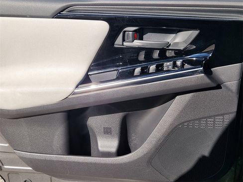 Used 2023 Toyota bZ4X AWD w/ Weather Package image 16