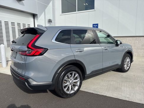 Used 2025 Honda CR-V EX-L image 4