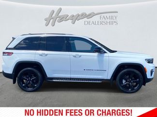 Used 2025 Jeep Grand Cherokee Limited w/ Luxury Tech Group II RWD video 2