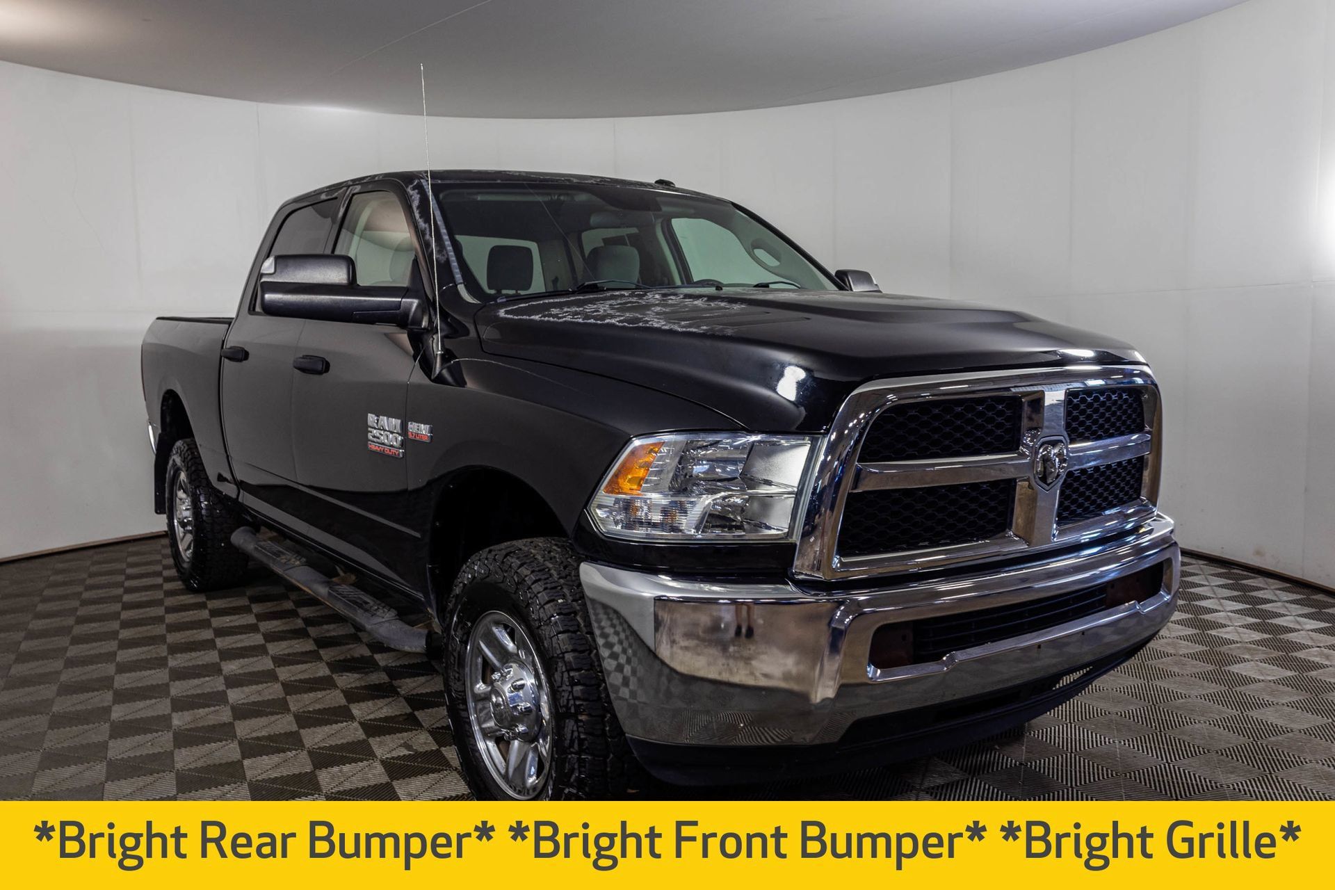 Used 2014 RAM 2500 Tradesman w/ Chrome Appearance Group AWD/4WD image 9