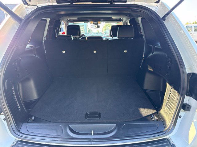 Used 2022 Jeep Grand Cherokee Limited AWD/4WD image 17