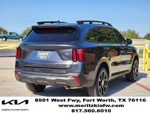 Certified 2025 Kia Sorento X-Line EX AWD/4WD image 4