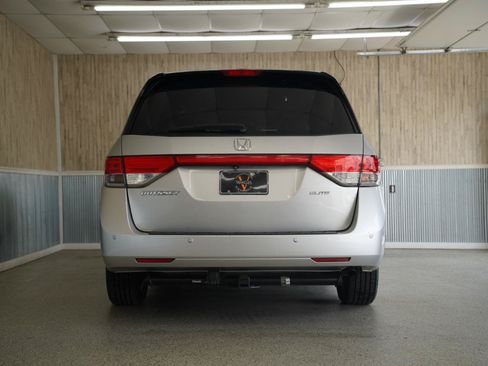 Used 2014 Honda Odyssey Touring image 8