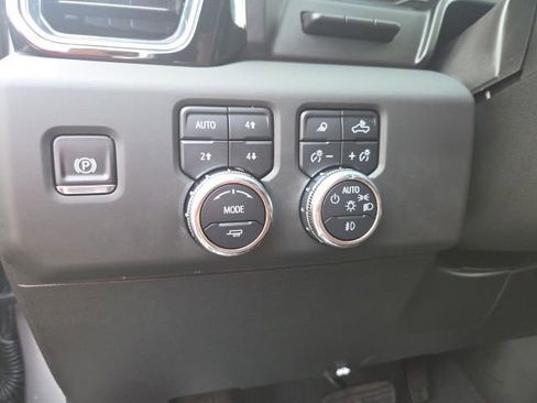 Used 2025 GMC Sierra 1500 Denali Ultimate AWD/4WD image 39