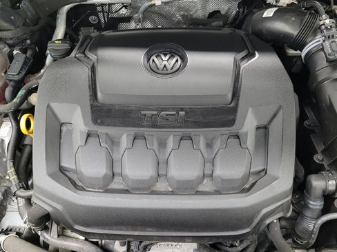Used 2022 Volkswagen Tiguan SE FWD image 30