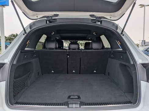 Used 2021 Mercedes-Benz GLC 300 4MATIC image 33