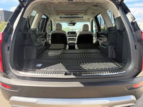 Used 2021 Kia Telluride SX w/ SX Prestige Package image 24
