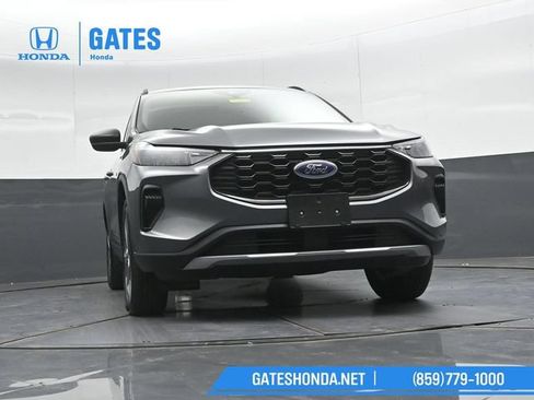 Used 2025 Ford Escape ST-Line AWD/4WD image 40