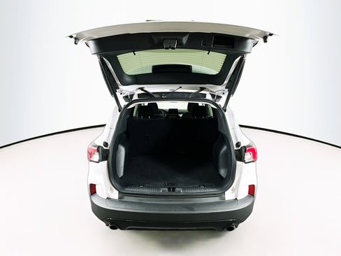 Used 2022 Ford Escape SE w/ SE Sport Appearance Package image 27