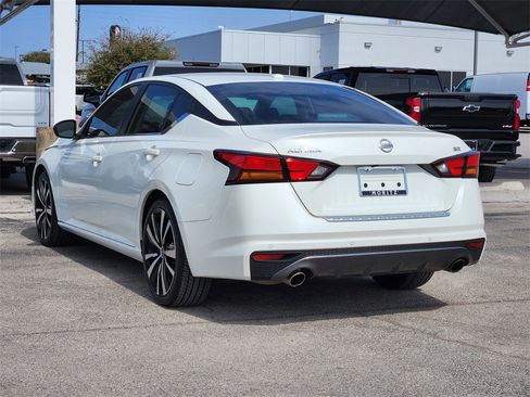 Used 2021 Nissan Altima 2.5 SR image 5
