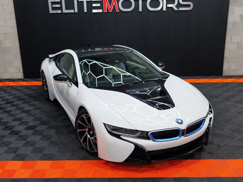 Used 2015 BMW i8 AWD/4WD image 32