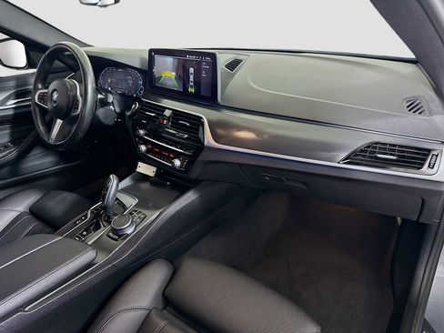 Used 2023 BMW 530e w/ M Sport Package RWD image 30
