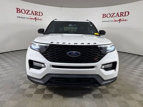Used 2023 Ford Explorer ST w/ Equipment Group 401A AWD/4WD image 2