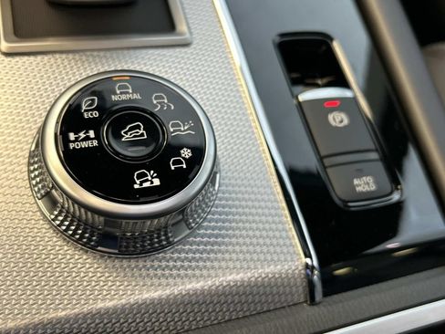 New 2026 Nissan Rogue Platinum AWD/4WD image 28