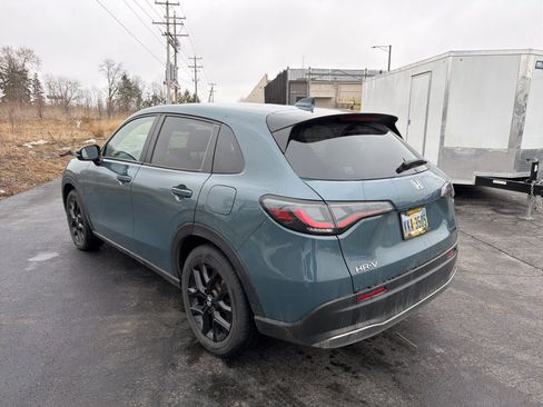 Used 2024 Honda HR-V Sport image 4