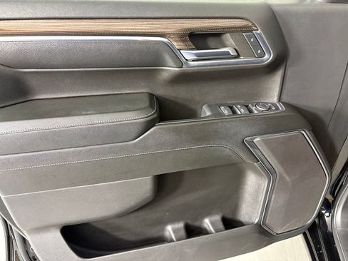 Used 2024 Chevrolet Silverado 1500 RST AWD/4WD image 16