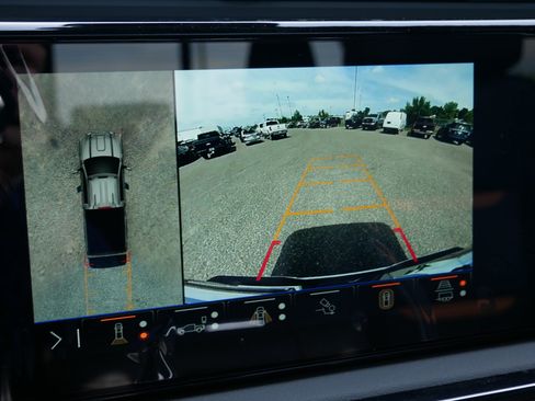 New 2026 GMC Sierra 2500 AT4 w/ AT4 Premium Plus Package AWD/4WD image 28