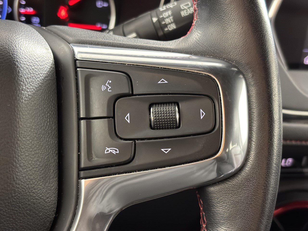 Used 2020 Chevrolet Blazer RS FWD image 19