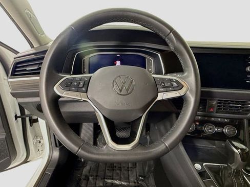 Used 2024 Volkswagen Jetta SEL FWD image 11