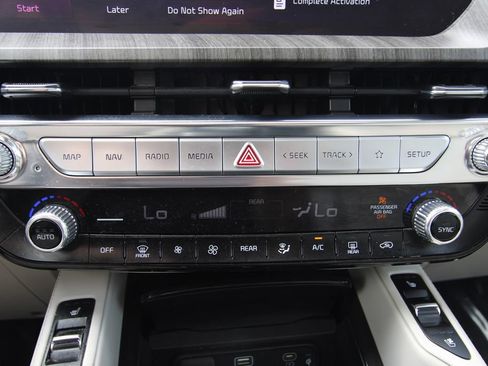 Used 2023 Kia Telluride SX Prestige image 32