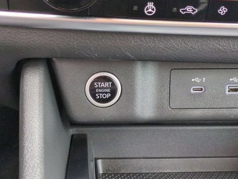 Used 2022 Nissan Rogue S AWD/4WD image 20