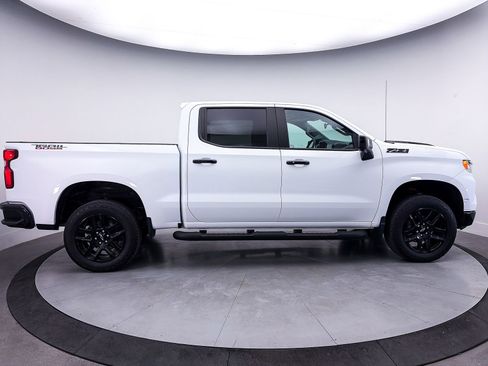 Used 2024 Chevrolet Silverado 1500 LT Trail Boss w/ LT Trail Boss Premium Package AWD/4WD image 42