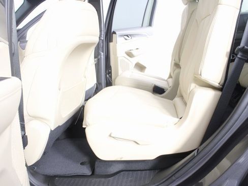 New 2025 Jeep Grand Cherokee L Limited image 18