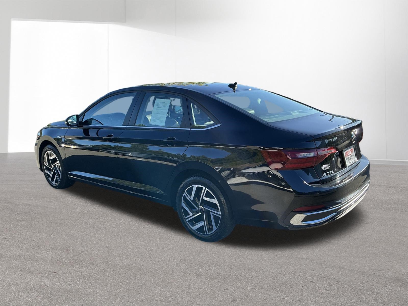Used 2022 Volkswagen Jetta SEL FWD image 5