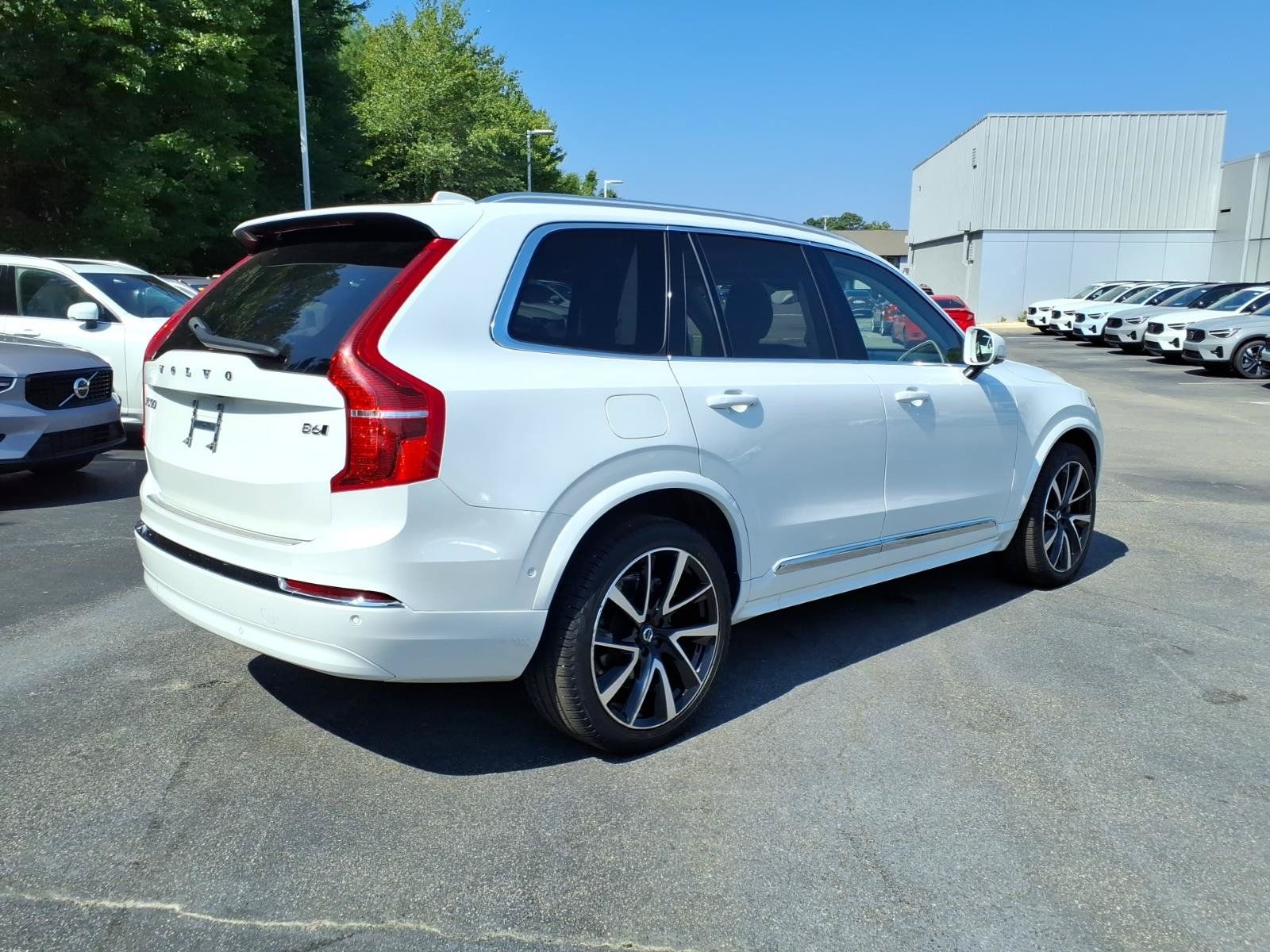 Used 2023 Volvo XC90 B6 Plus w/ Protection Package Premier AWD/4WD image 24