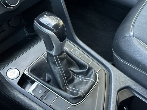 Used 2022 Volkswagen Taos SE image 21