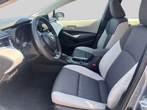 Used 2024 Toyota Corolla LE w/ LE Premium Package FWD image 9