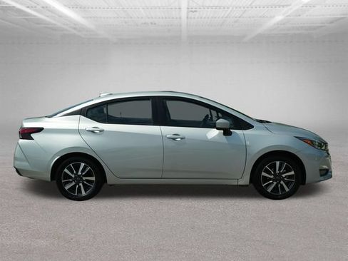 Used 2025 Nissan Versa SV FWD image 10