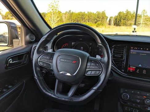 Certified 2024 Dodge Durango GT image 25