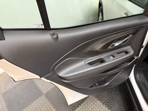 Certified 2023 GMC Terrain SLE w/ Driver Convenience Package image 34