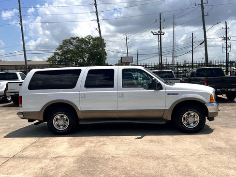 Used 2001 Ford Excursion Limited image 6