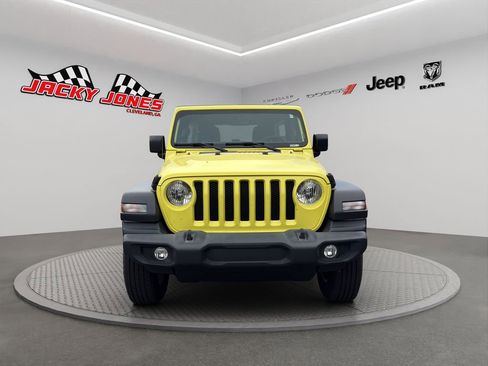 Used 2022 Jeep Wrangler Unlimited Sport image 14