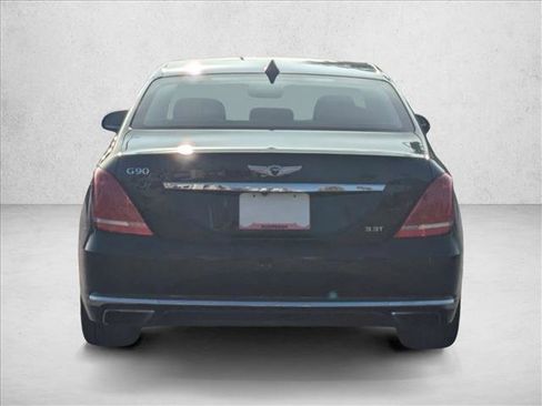 Used 2017 Genesis G90 3.3T Premium image 7