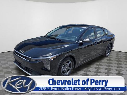 Used 2026 Kia K4 FWD image 1