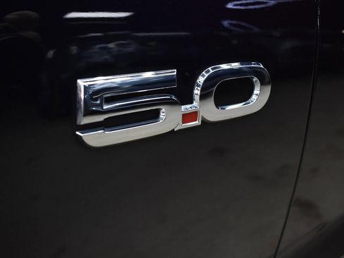 Used 2022 Ford Mustang GT RWD image 13