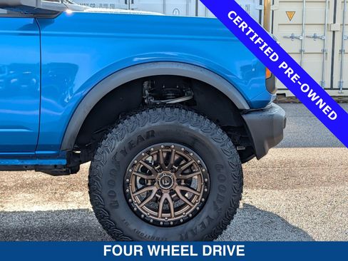 Used 2022 Ford Bronco 4-Door AWD/4WD image 10