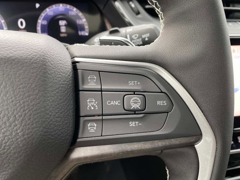 New 2026 Jeep Grand Cherokee Altitude image 16