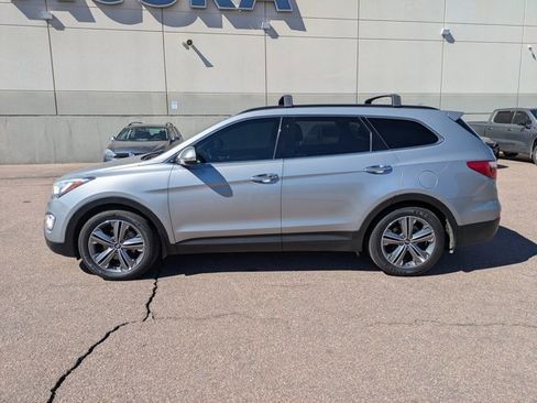 Used 2015 Hyundai Santa Fe Limited w/ Option Group 04 image 8