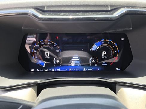 New 2026 Chevrolet Colorado ZR2 w/ Technology Package AWD/4WD image 37
