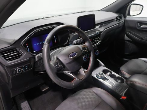 Used 2025 Ford Escape ST-Line Select AWD/4WD image 14