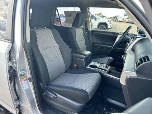 Used 2018 Toyota 4Runner SR5 RWD image 24
