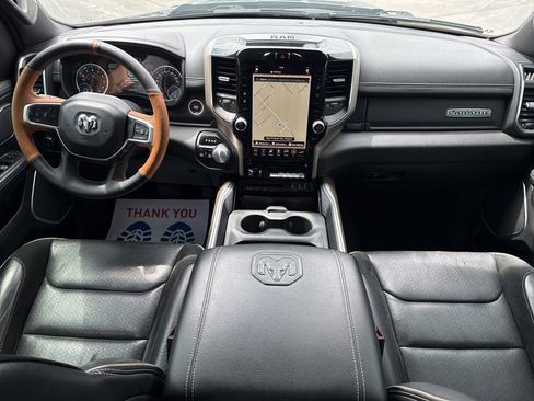Used 2019 RAM 1500 Laramie AWD/4WD image 12